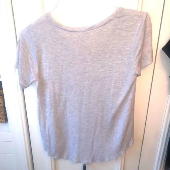 Set 2 grey/black short sleeve v-neck tees M - Picture 6 of 9